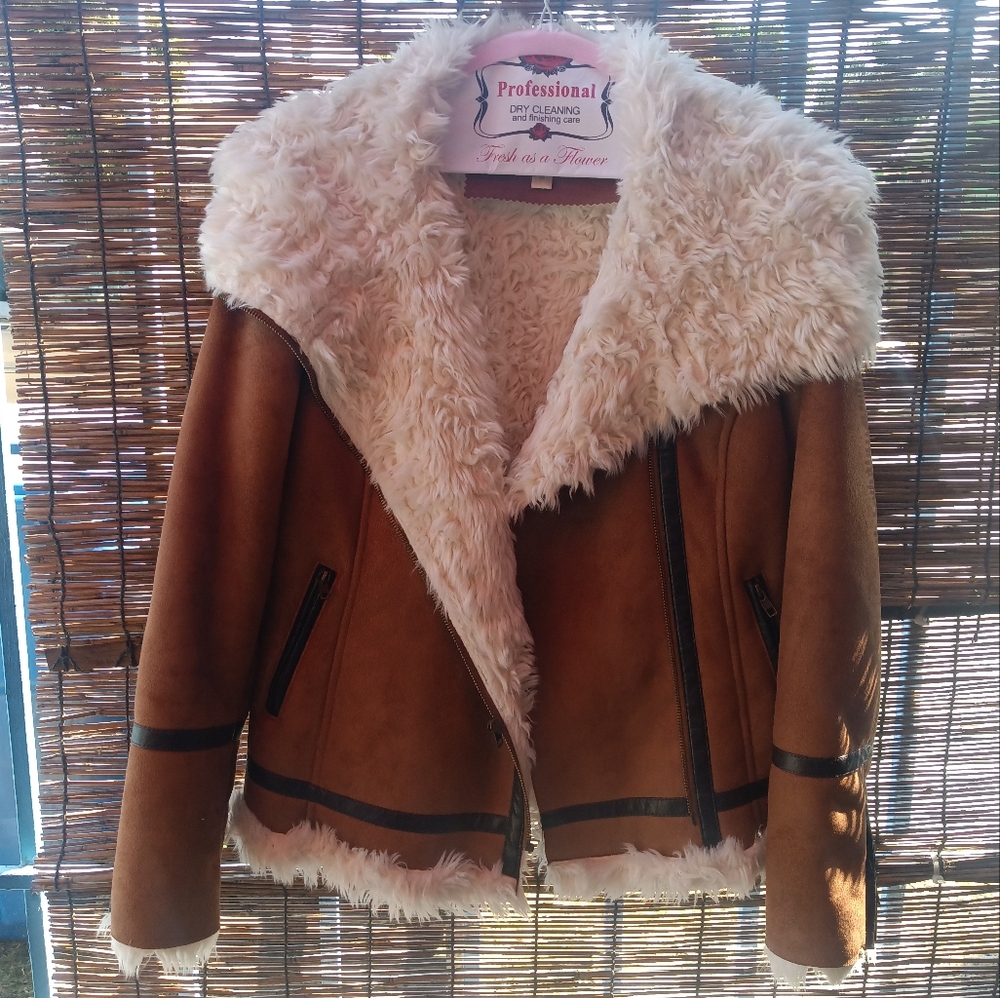 Donna Salyers' Fabulous Fur 100% Faux Fur.. size XS